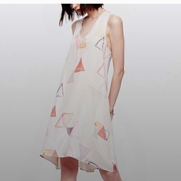 Lou & Grey triangle print mini shift dress - Picture 1 of 6